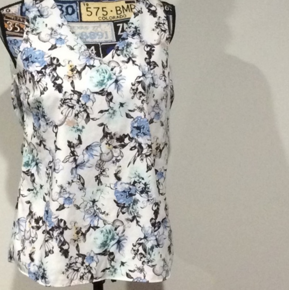 WHBM floral blouse NWT